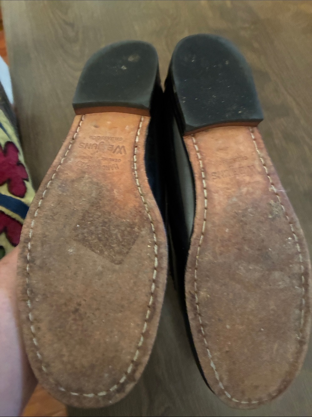 Bass Weejuns  Black Leather Loafers - Picture 6 of 6